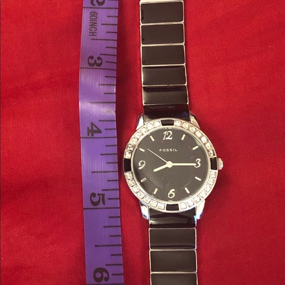 Fossil Black and Silver watch - Picture 4 of 4